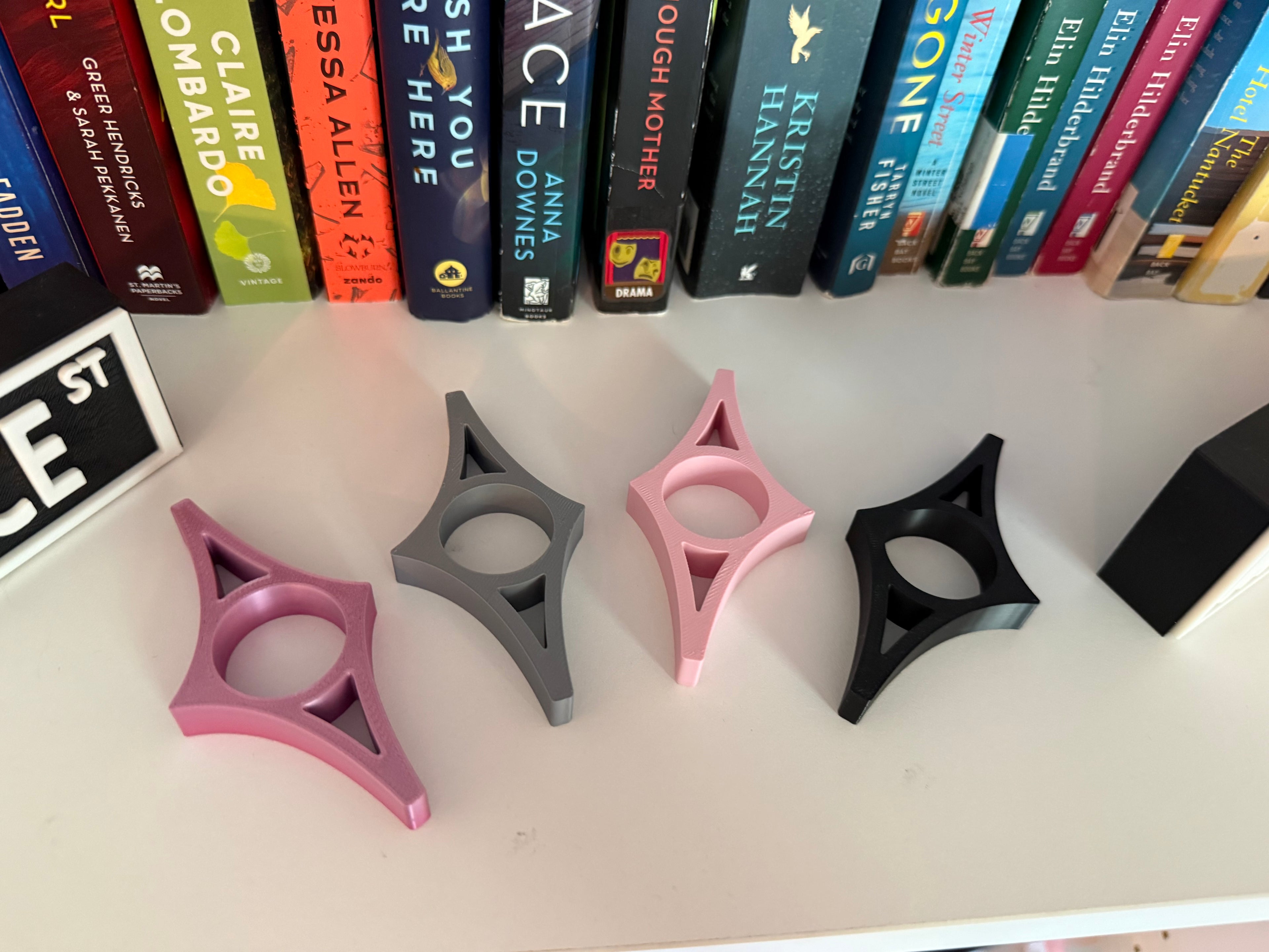 3D Printed Thumb Book Page Holder